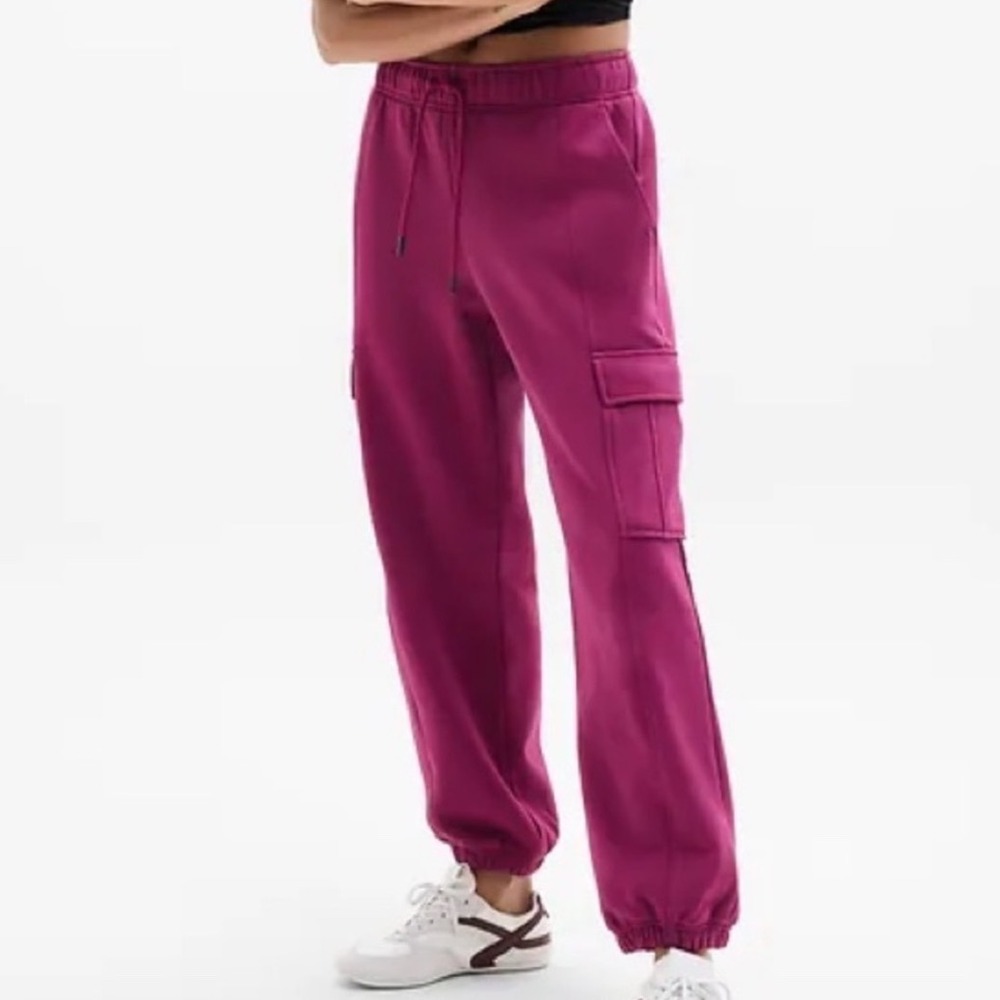 NWT Athleta Heavyweight Terry Cargo Jogger Pants L Magenta Wildberry Cargo Casua